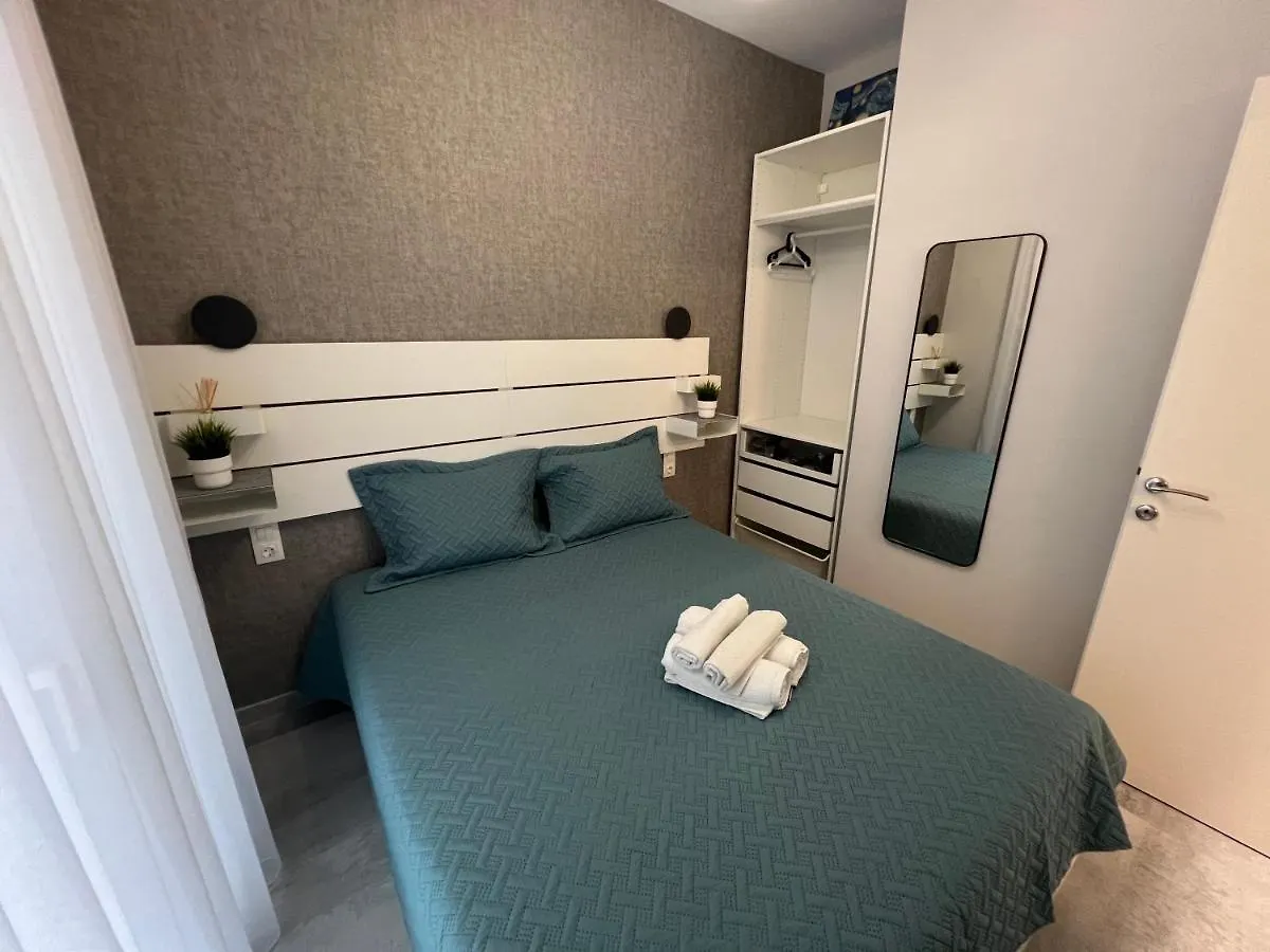 Chic Urban Escape By Thesbnb Thessaloniki 0*,
