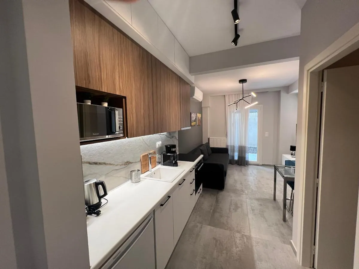 Chic Urban Escape By Thesbnb Thessaloniki Apartment